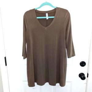 Zenana Premium brown v-neck oversized long blouse Super soft size Medium EUC